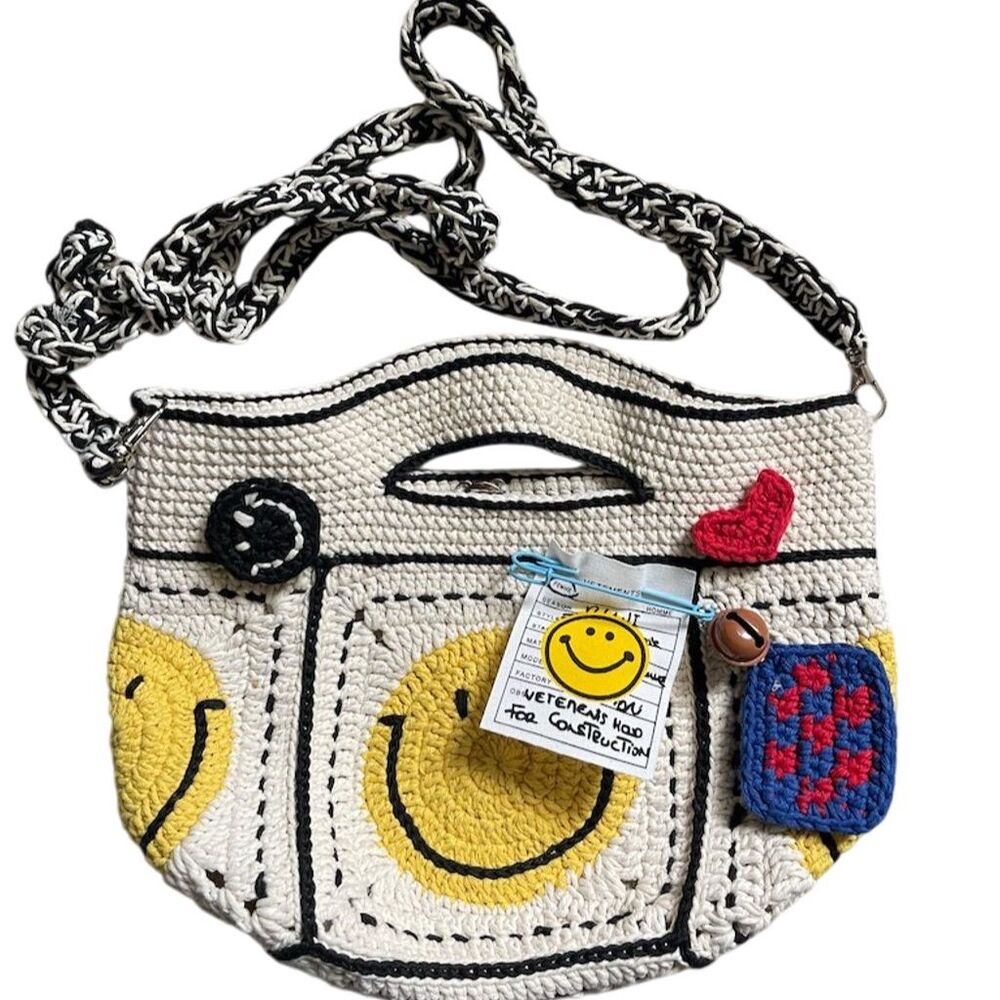 Nannacay Women's Multicolor Crochet Smiley Face Shoulder Bag